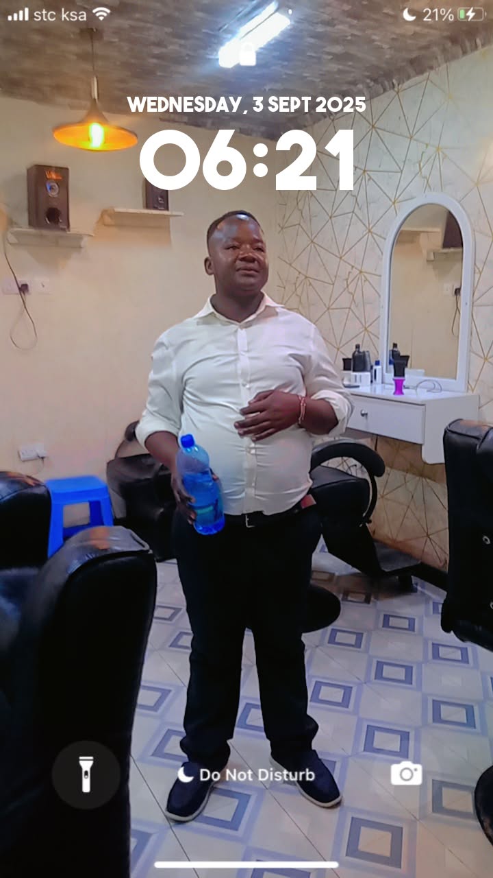 James Barbershop and Spa gallery 1