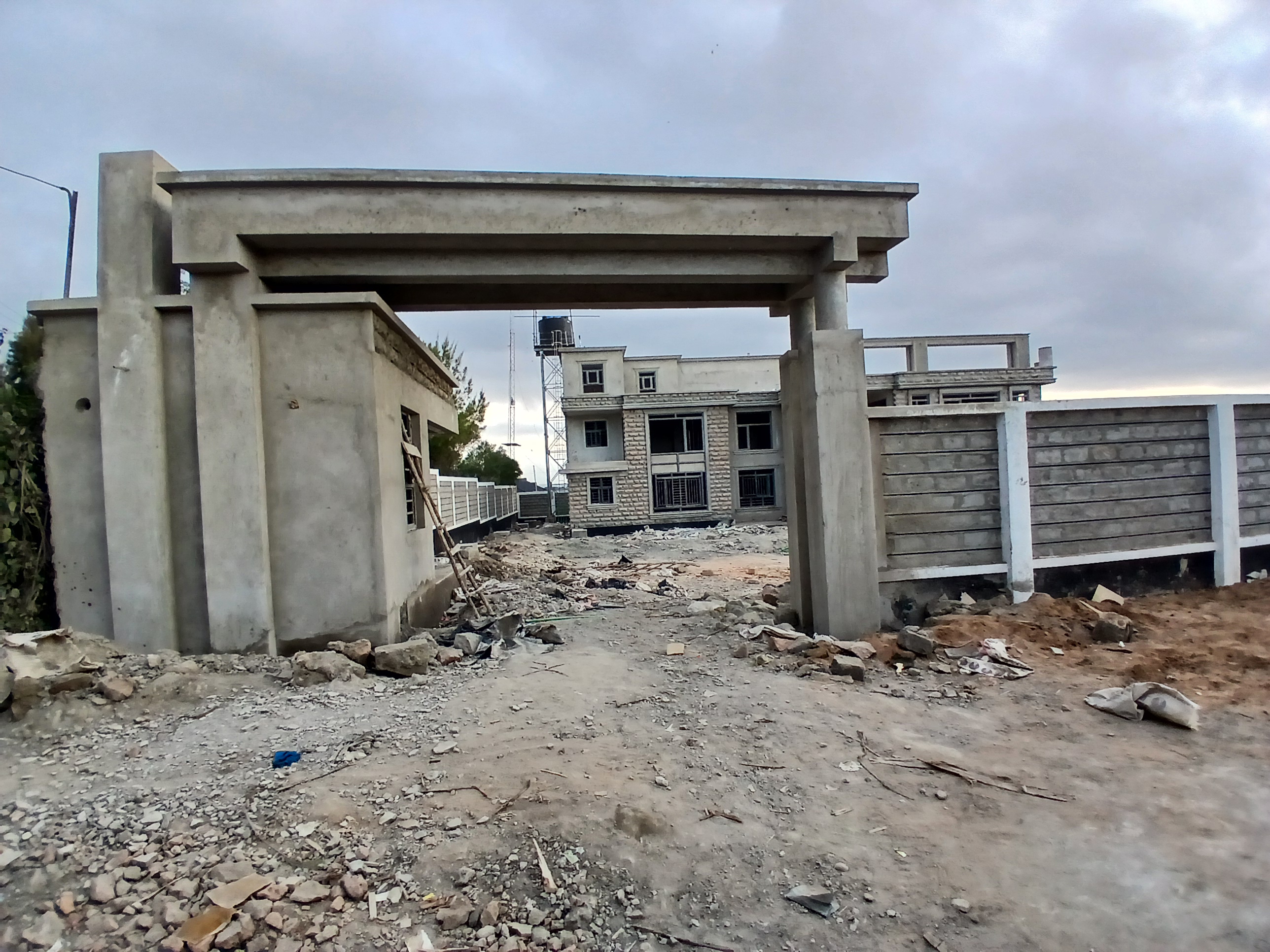 Kitulegit Empire gallery 1