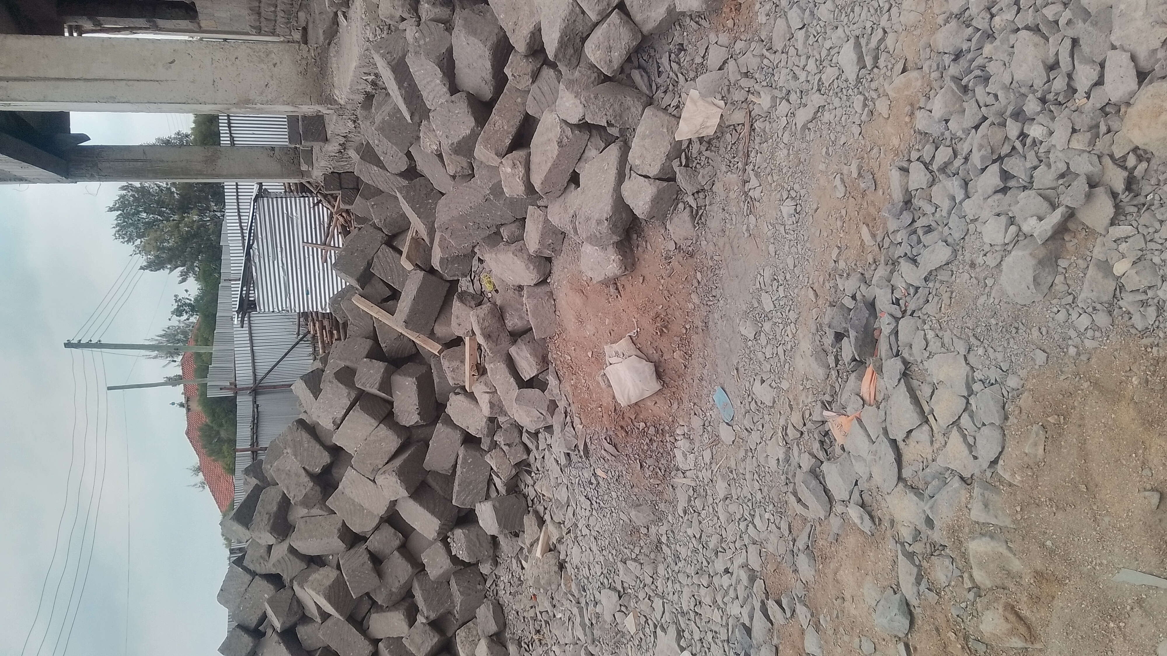 Felix Mtu wa mkono gallery 1